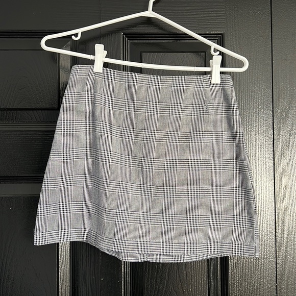 Tartan print mini skirt - Picture 3 of 5